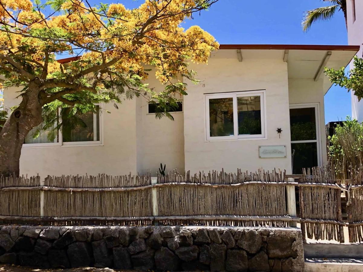 Sandy Feet House Puerto Villamil Bagian luar foto