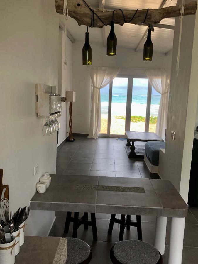 Sandy Feet House Puerto Villamil Bagian luar foto